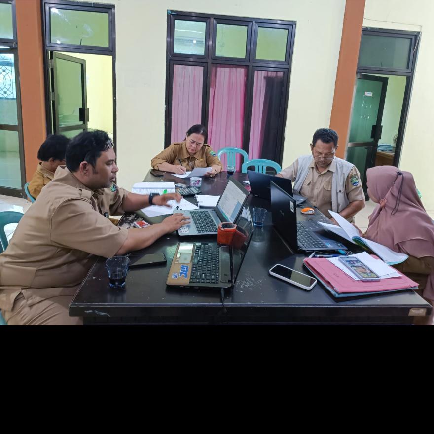 RAPAT STAFF AGENDA ANGGARAN 2023/24