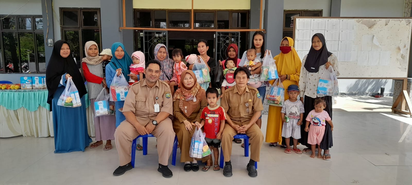 PEMBERIAN PMT STUNTING BALITA